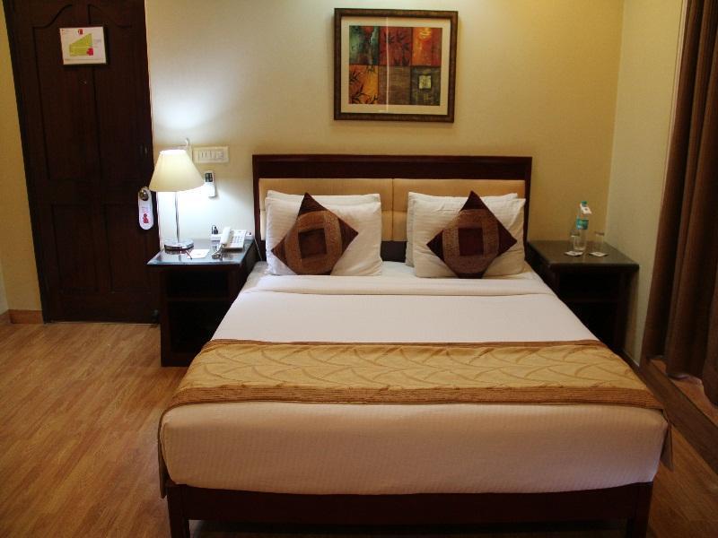 Clarks Inn Nehru Place Nueva Delhi Exterior foto
